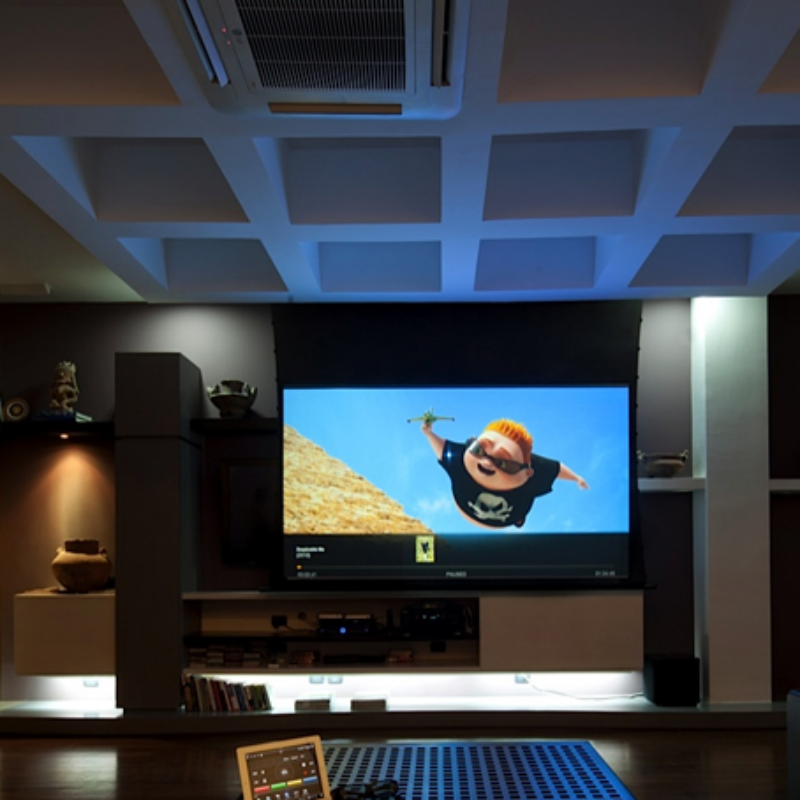 <strong>Ultra HD Elegance: Motorized Tab-Tensioned 4K White Projection Screen</strong>